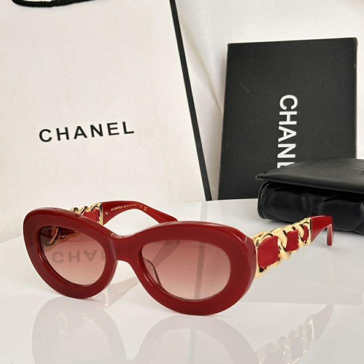Picture of Chanel Sunglasses _SKUfw79480303fw